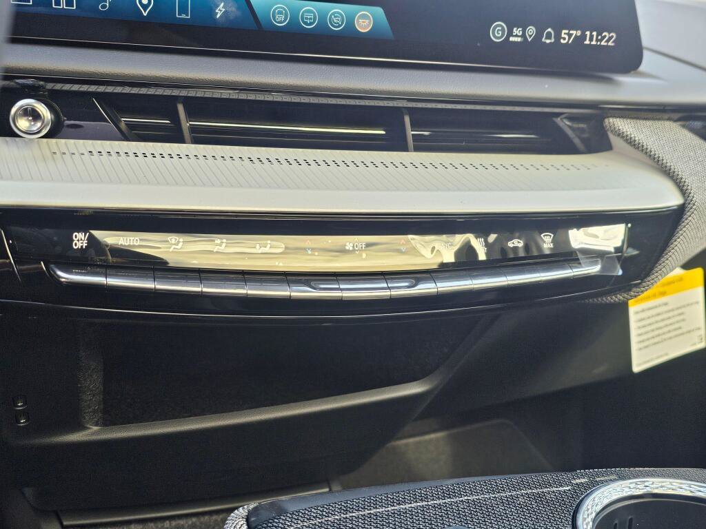 New 2026 Cadillac Optiq Luxury 1 RWD image 33