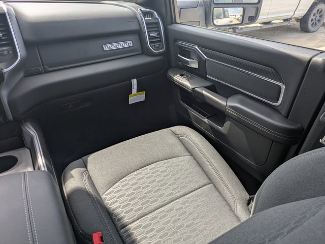 New 2025 RAM 3500 Big Horn AWD/4WD image 17
