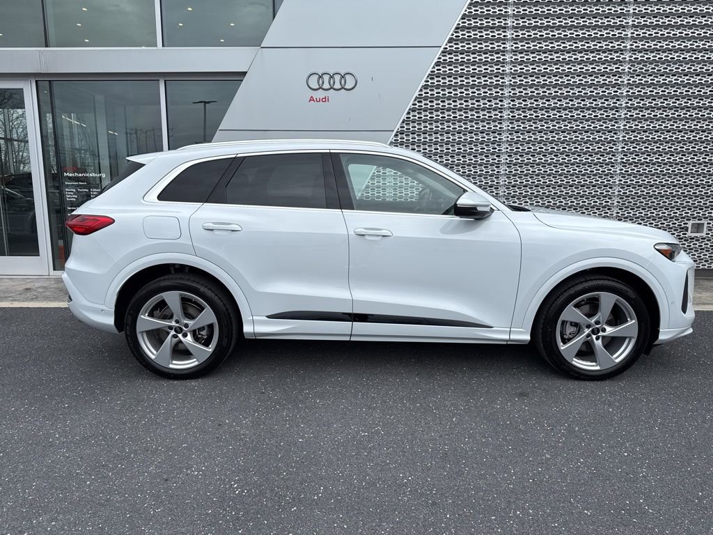 New 2025 Audi Q5 Prestige image 3