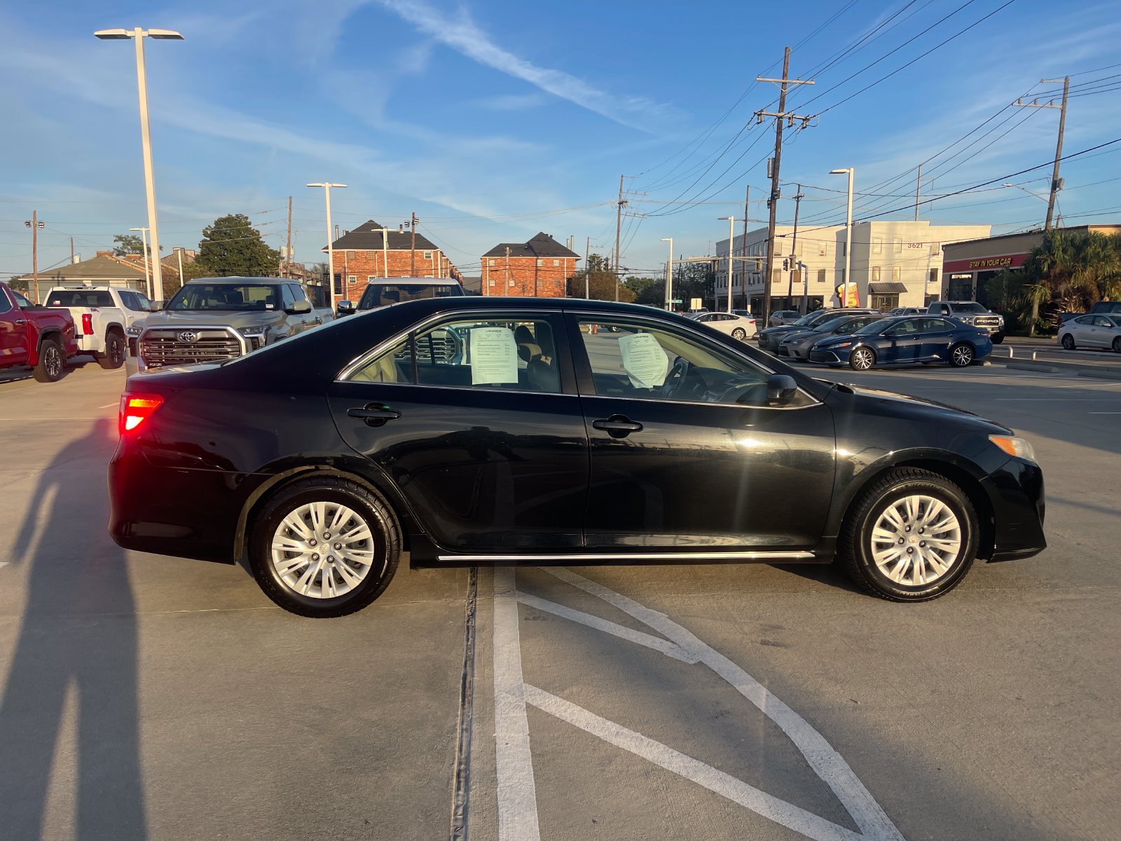 Used 2014 Toyota Camry LE FWD image 7