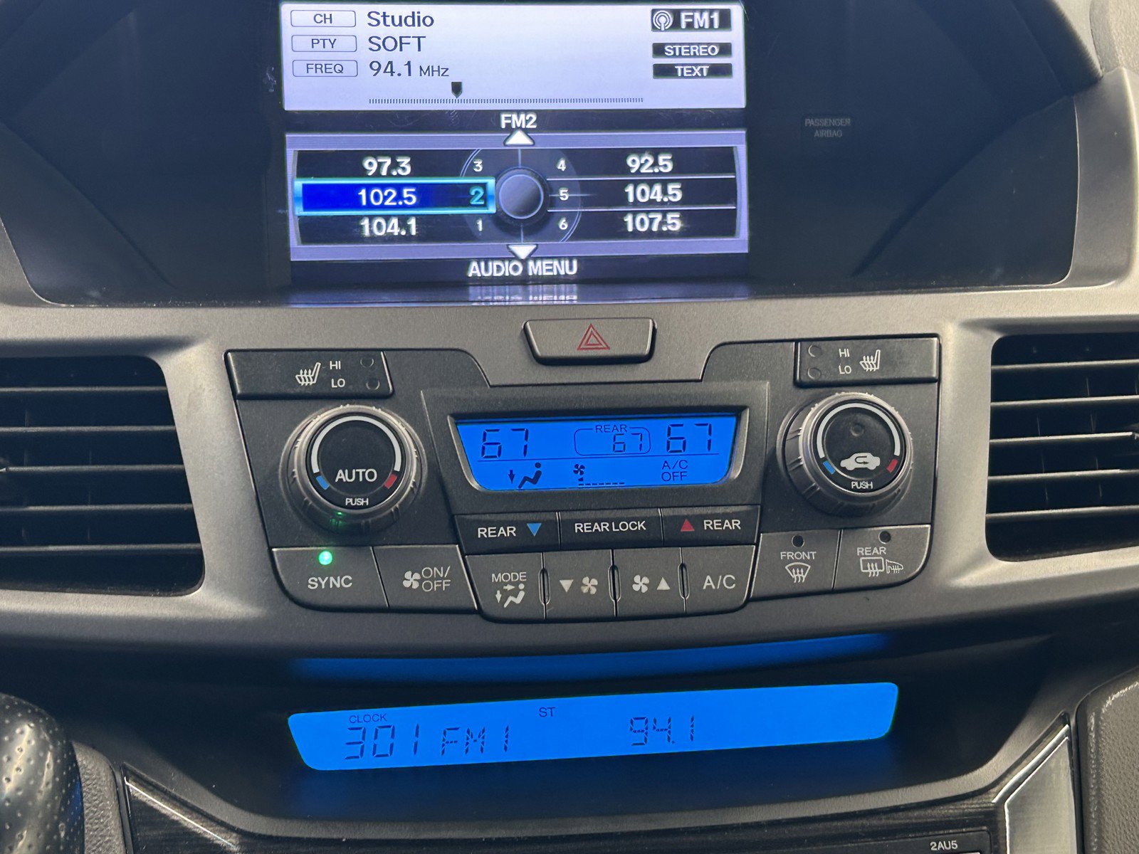 Used 2012 Honda Odyssey Touring image 29