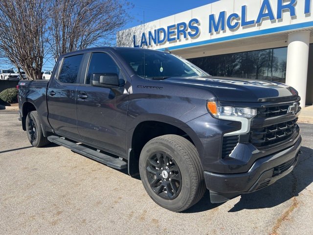 Used 2023 Chevrolet Silverado 1500 RST w/ Convenience Package II image 2