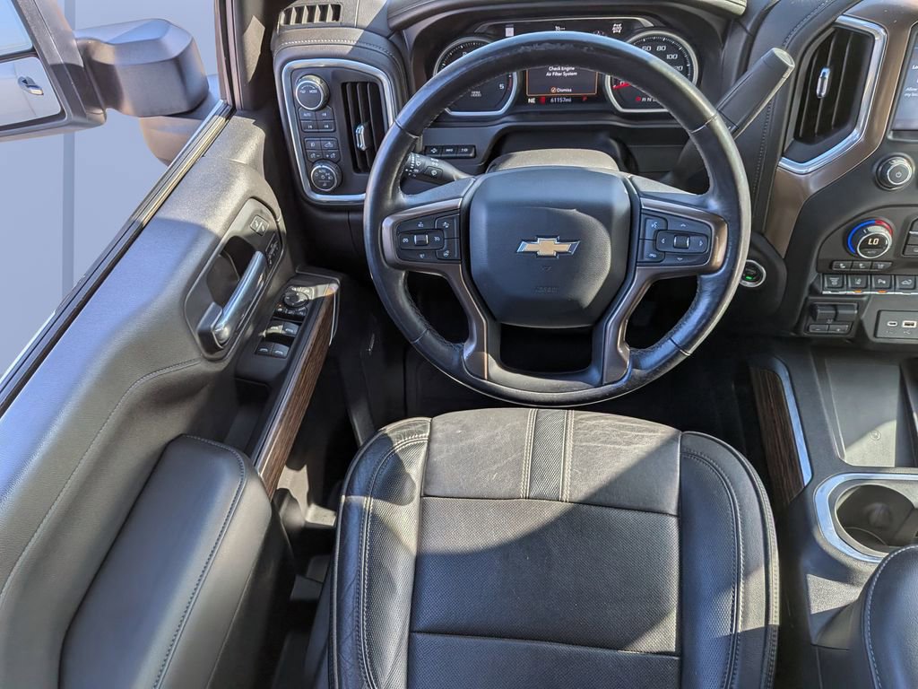 Used 2020 Chevrolet Silverado 2500 High Country image 16