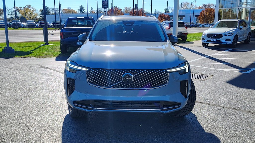 New 2026 Volvo XC90 B6 Plus image 38