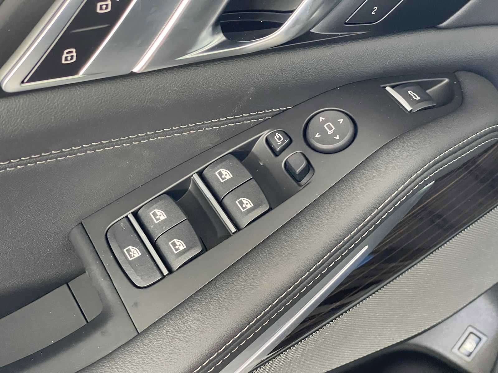 New 2026 BMW X5 xDrive50e AWD/4WD image 16