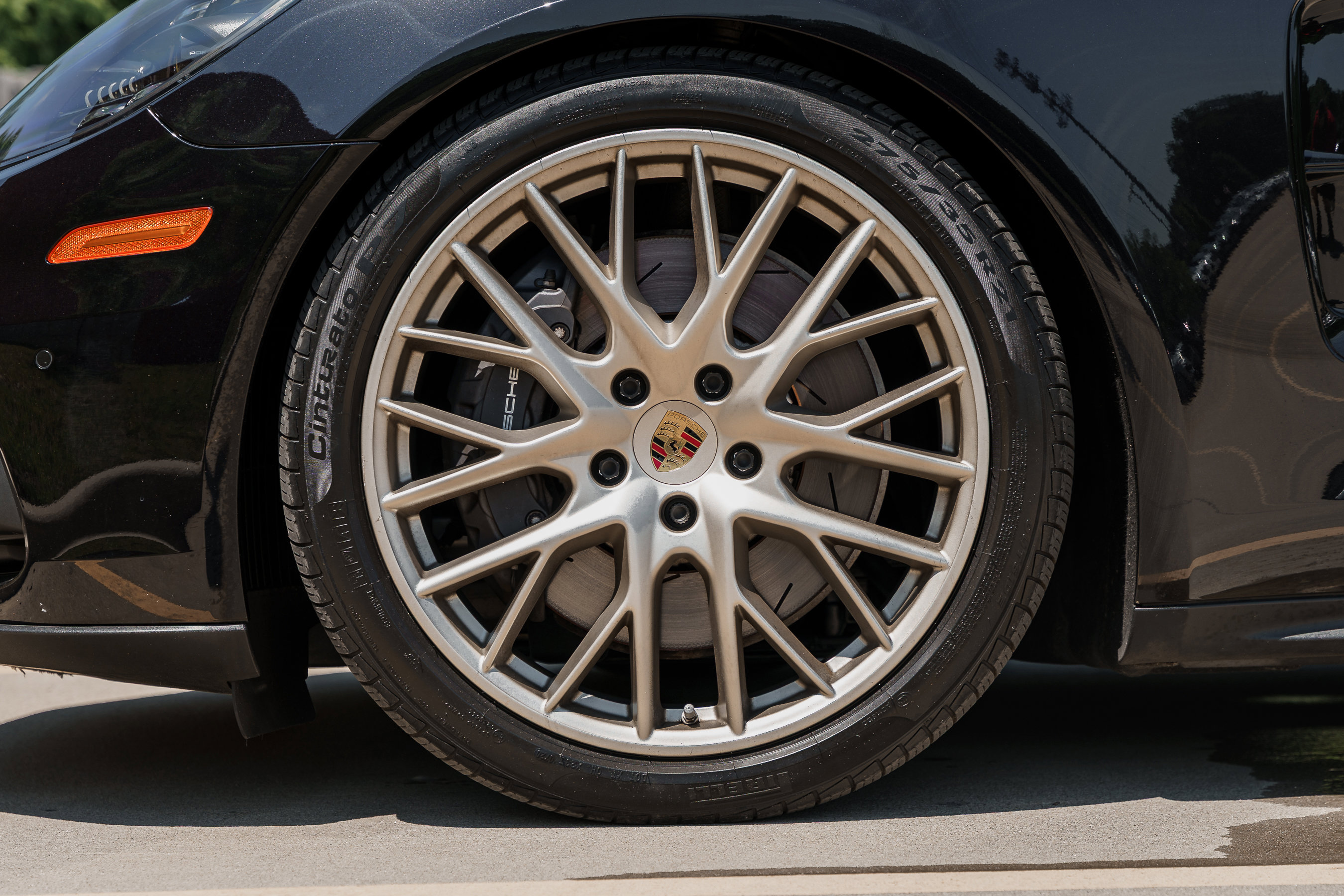 Used 2020 Porsche Panamera 4 image 30