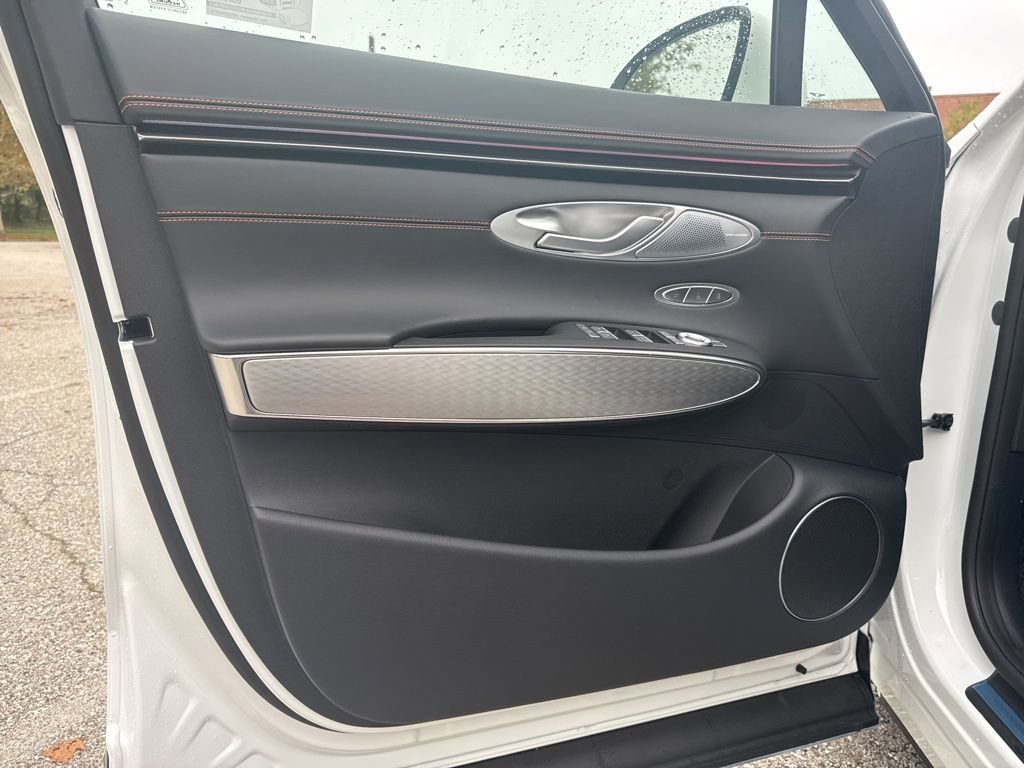 New 2026 Genesis GV70 2.5T Sport Prestige image 8