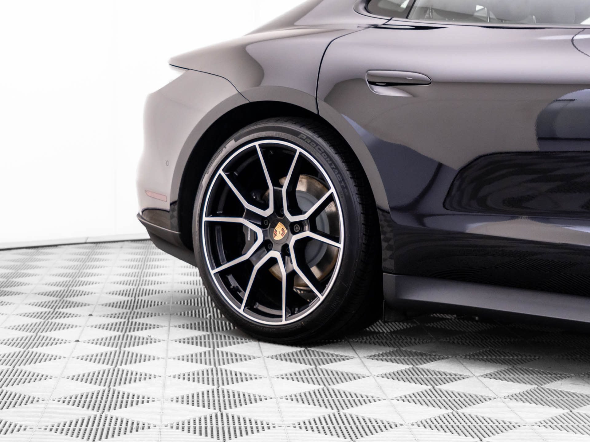 New 2026 Porsche Taycan AWD/4WD image 35