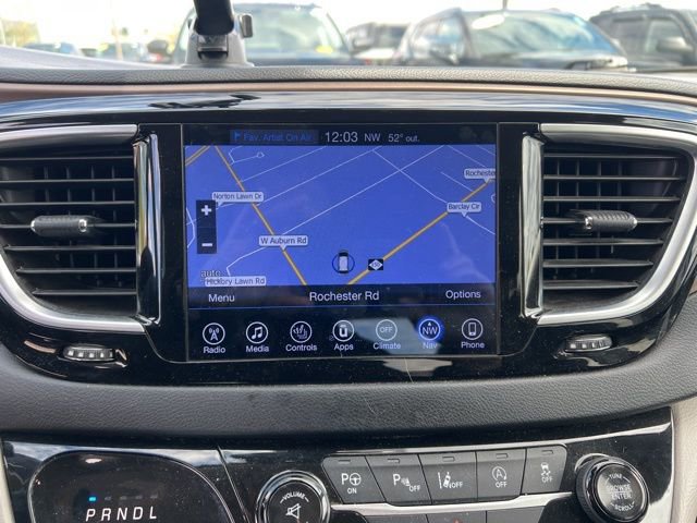 Used 2017 Chrysler Pacifica Touring-L Plus FWD image 24