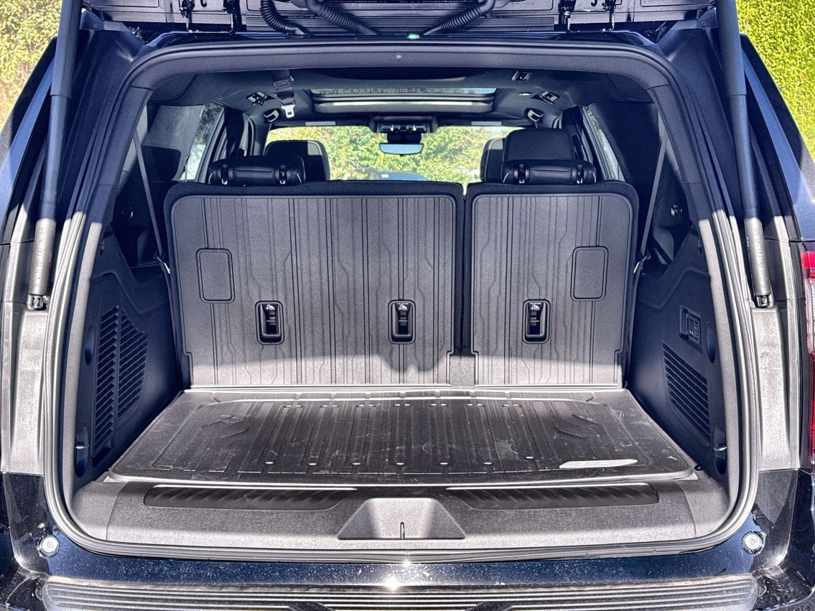 New 2026 GMC Yukon XL Elevation w/ Technology Package AWD/4WD image 23