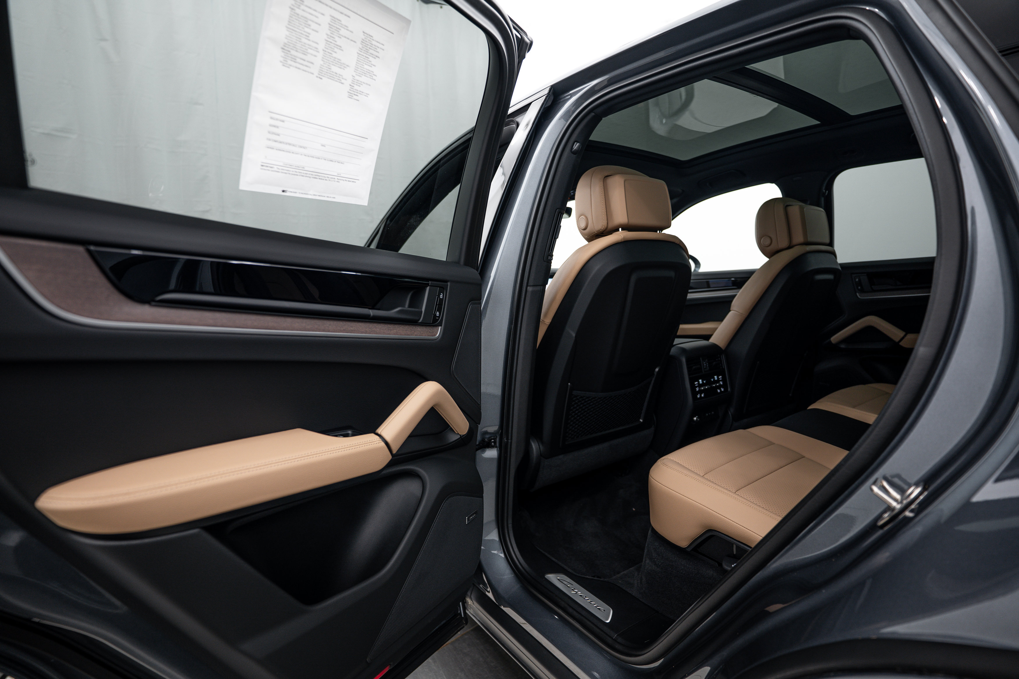 Certified 2026 Porsche Cayenne AWD/4WD image 23