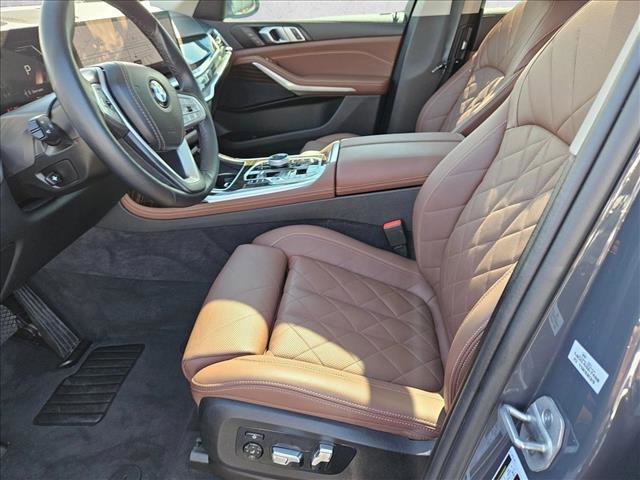 Certified 2024 BMW X7 xDrive40i image 17