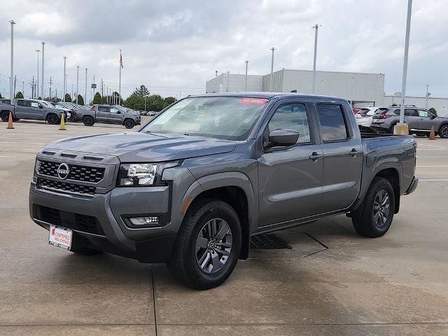 Certified 2025 Nissan Frontier SV w/ SV Convenience Package image 3