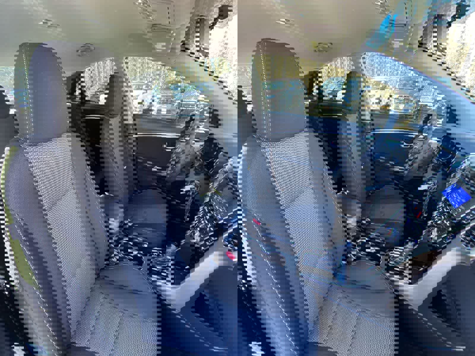 Used 2016 Hyundai Elantra GT image 27