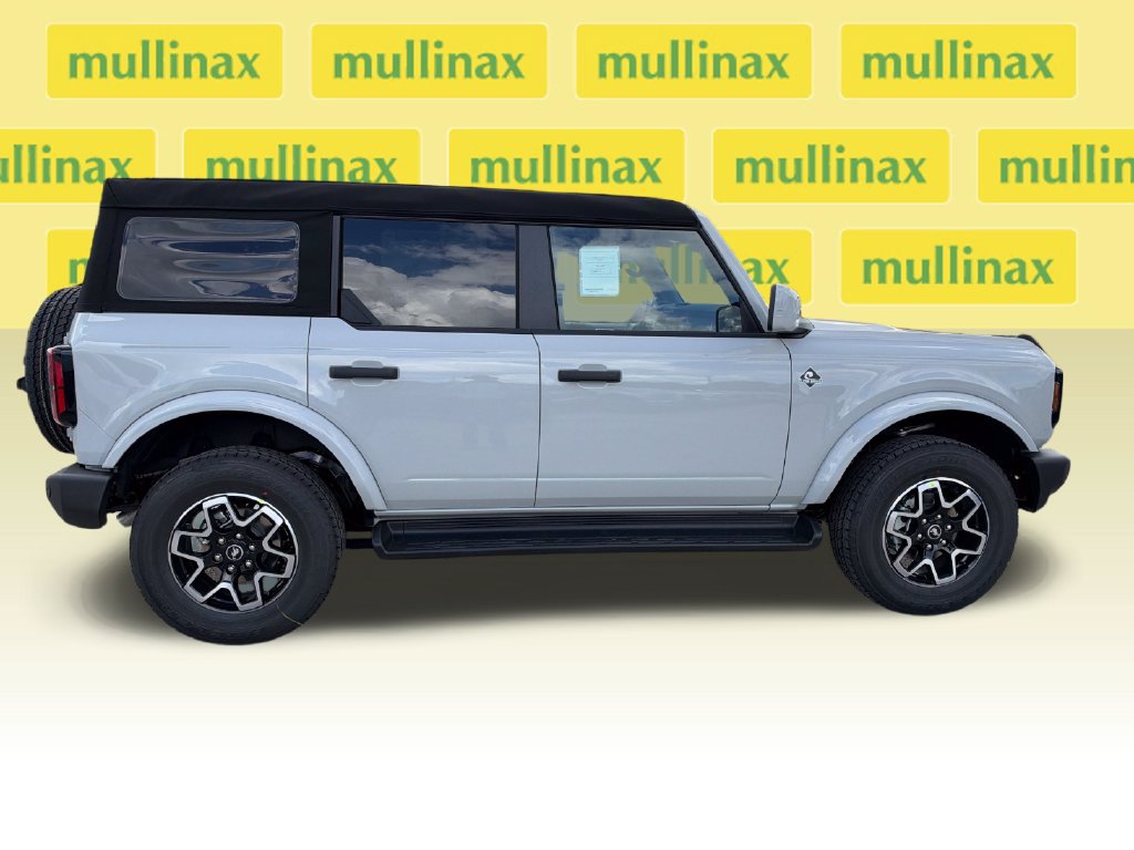 New 2026 Ford Bronco Outer Banks AWD/4WD image 17