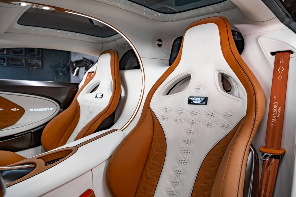 Used 2020 Bugatti Chiron AWD/4WD image 11