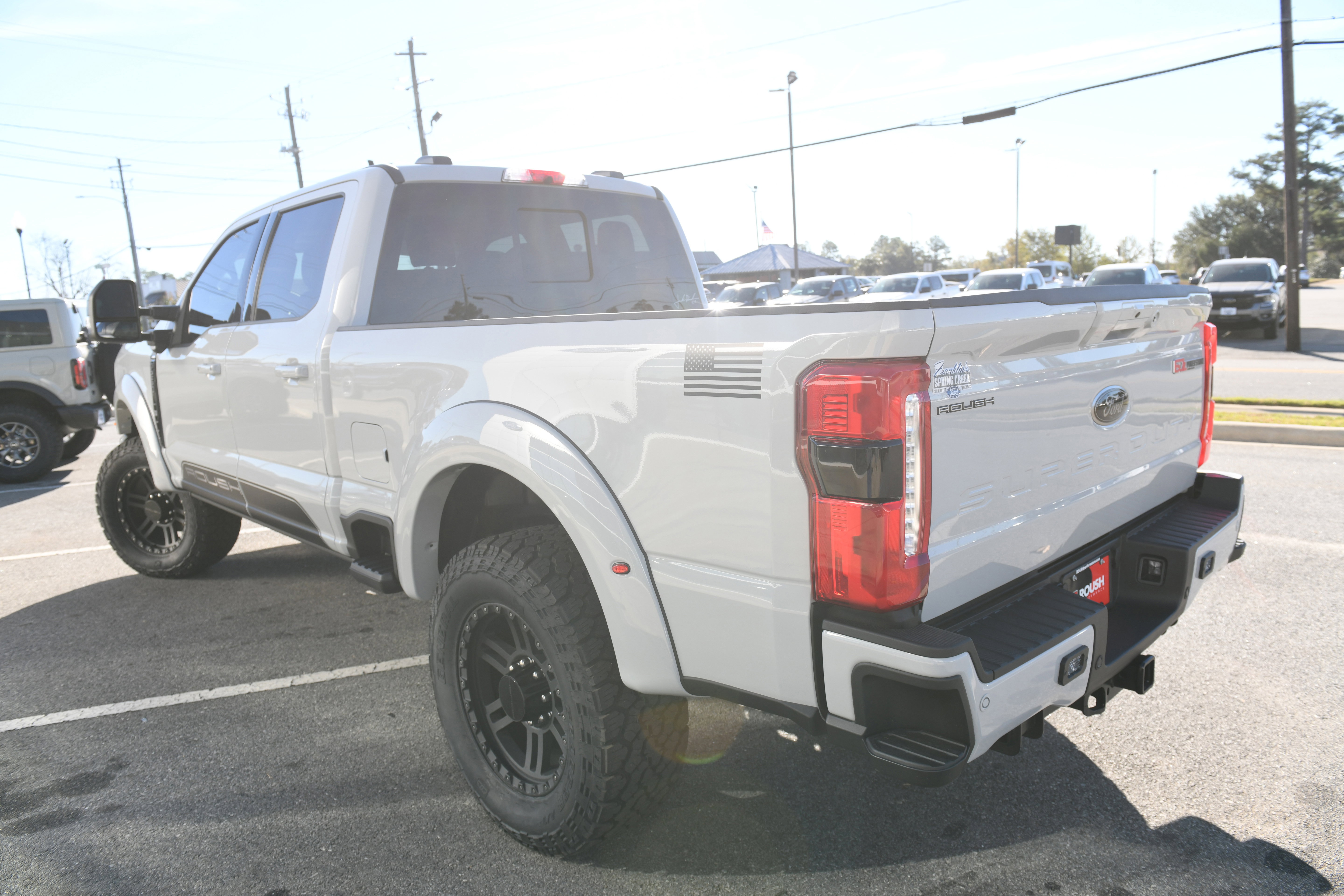 New 2026 Ford F250 Lariat w/ Black Appearance Package image 24