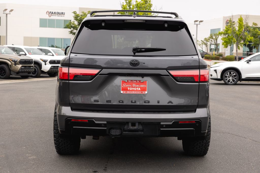 Certified 2024 Toyota Sequoia Platinum AWD/4WD image 6