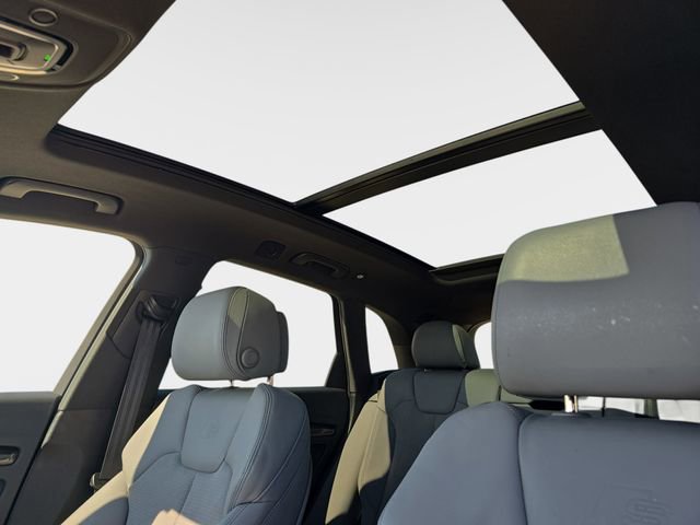 Used 2022 Audi SQ5 Premium Plus w/ Premium Plus Package image 33