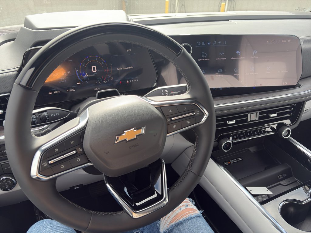 New 2026 Chevrolet Suburban Premier image 9