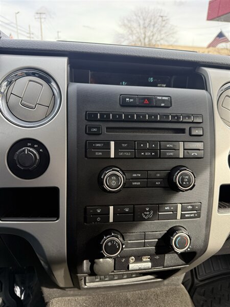 Used 2013 Ford F150 XLT AWD/4WD image 12