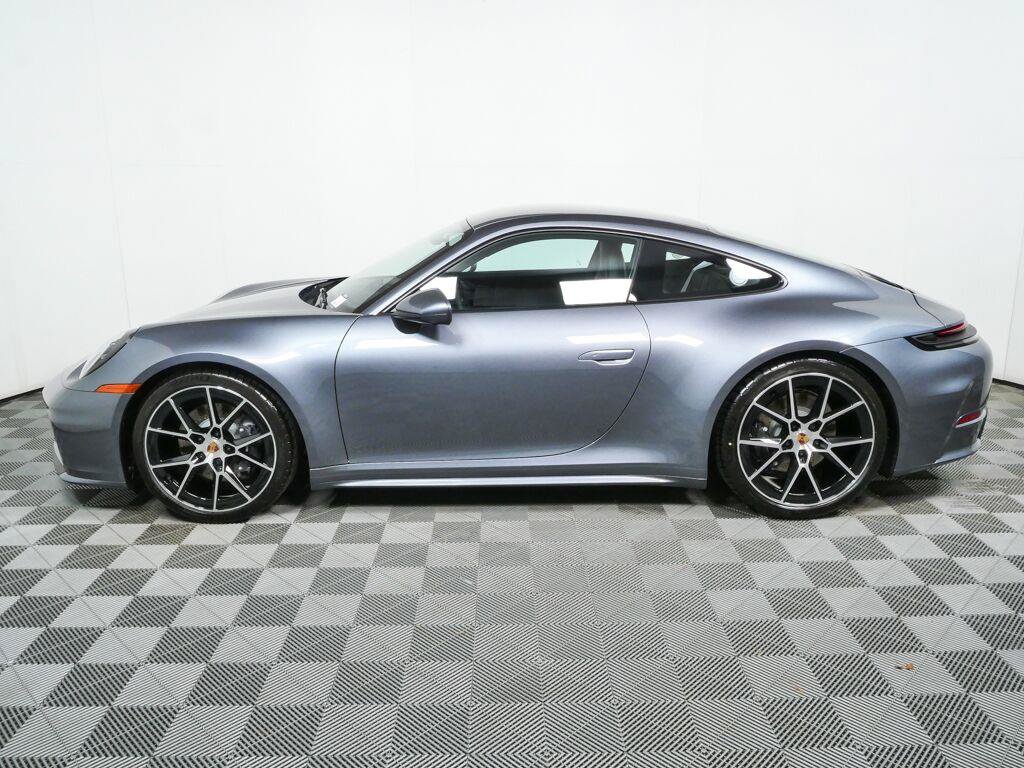 New 2026 Porsche 911 Carrera T RWD image 2