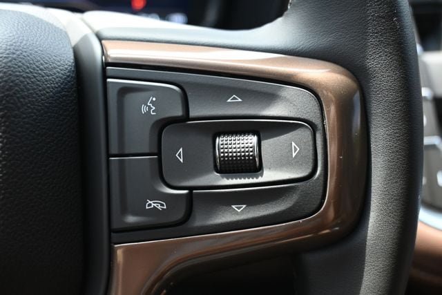 Used 2024 Chevrolet Tahoe High Country AWD/4WD image 39