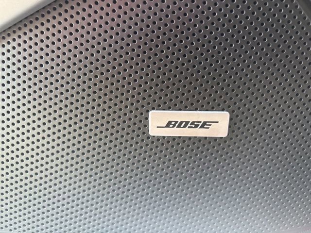 Used 2021 Chevrolet Camaro LT w/ Technology Package RWD image 27