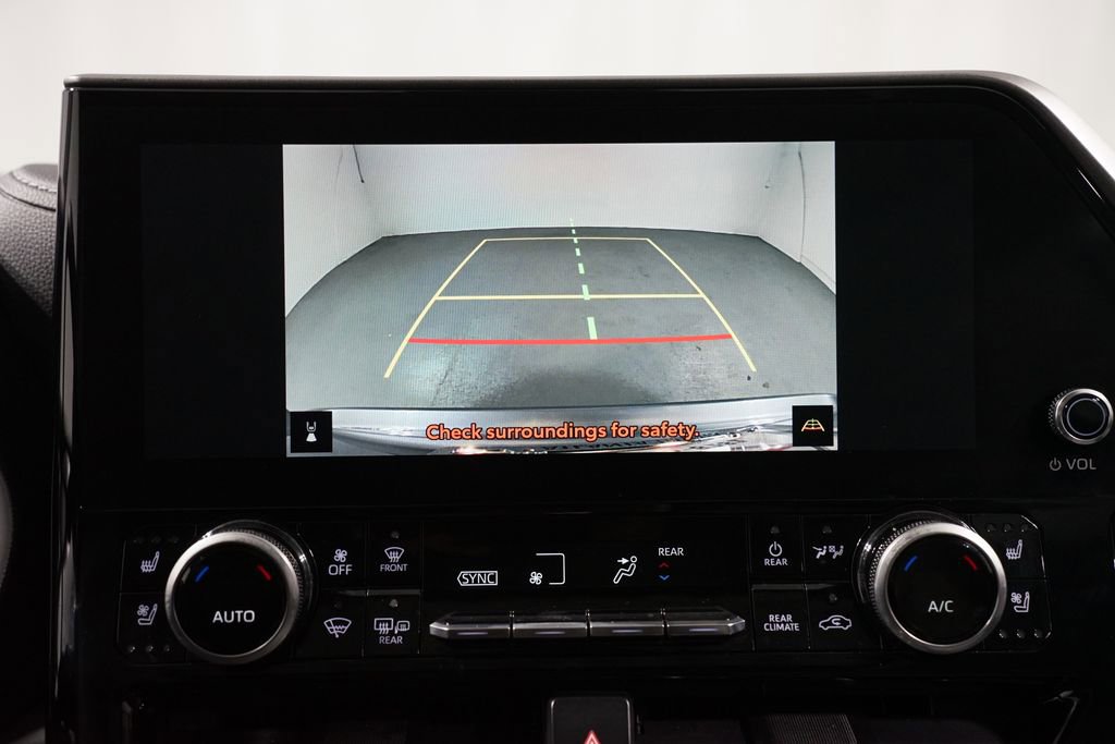 Used 2023 Toyota Highlander Limited image 19