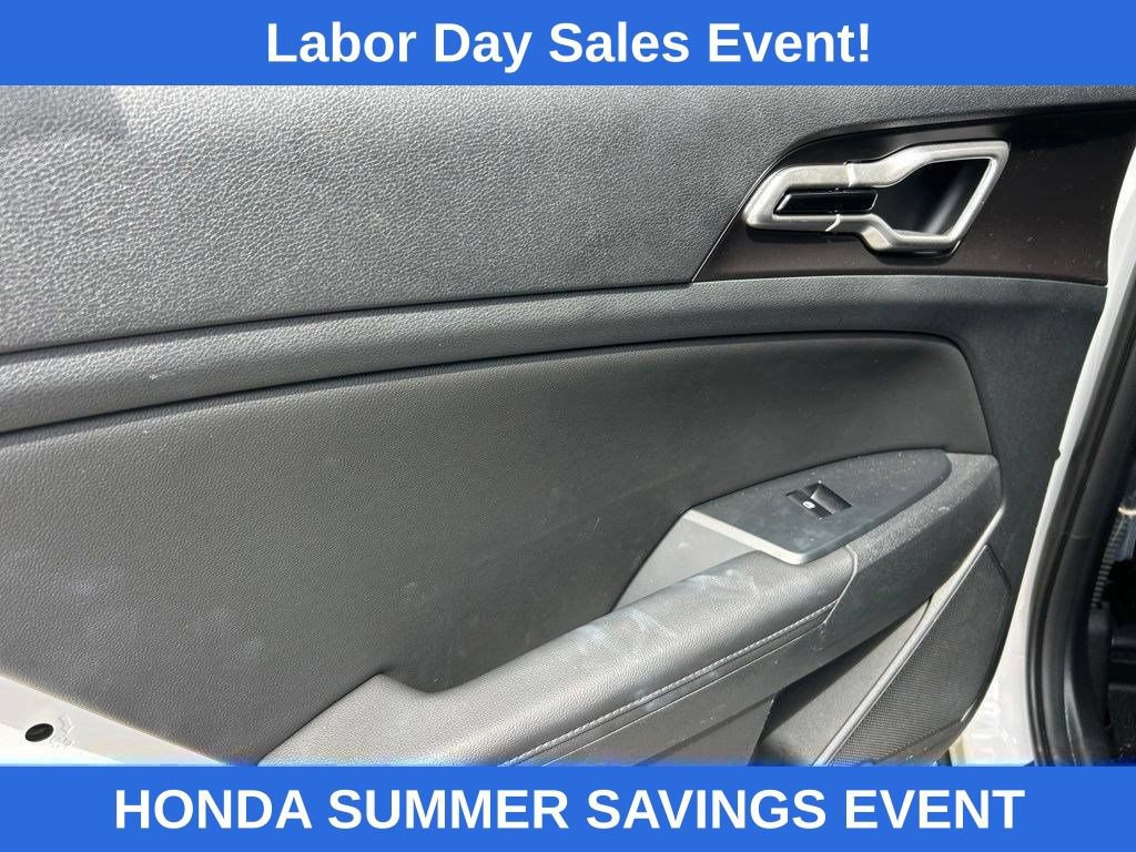 Used 2026 Kia Sportage EX w/ EX Panorama Roof Package FWD image 12
