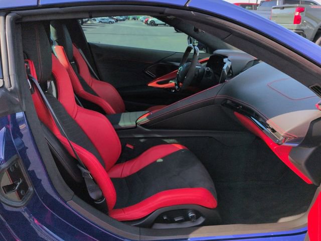 Used 2025 Chevrolet Corvette Z06 w/ Stealth Interior Trim Package RWD image 23