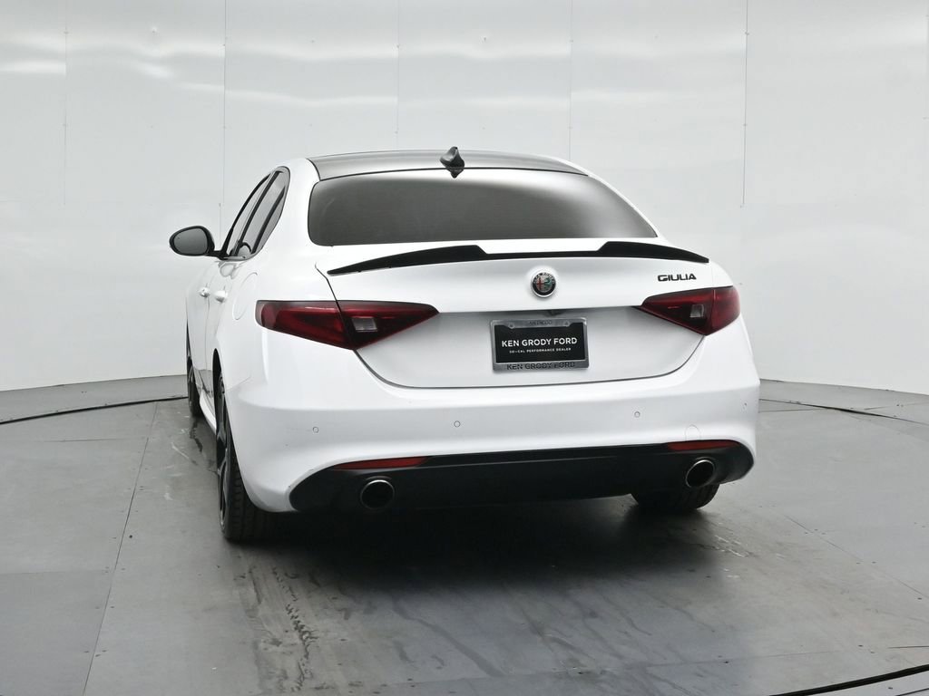 Used 2021 Alfa Romeo Giulia Ti w/ Nero Edizione RWD image 25