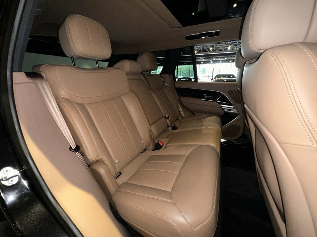 Used 2023 Land Rover Range Rover SE AWD/4WD image 28