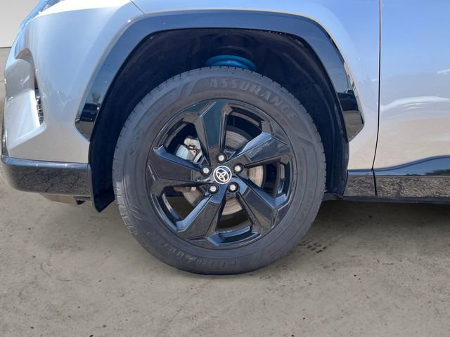 Used 2020 Toyota RAV4 XSE w/ All Weather Liner Package image 17