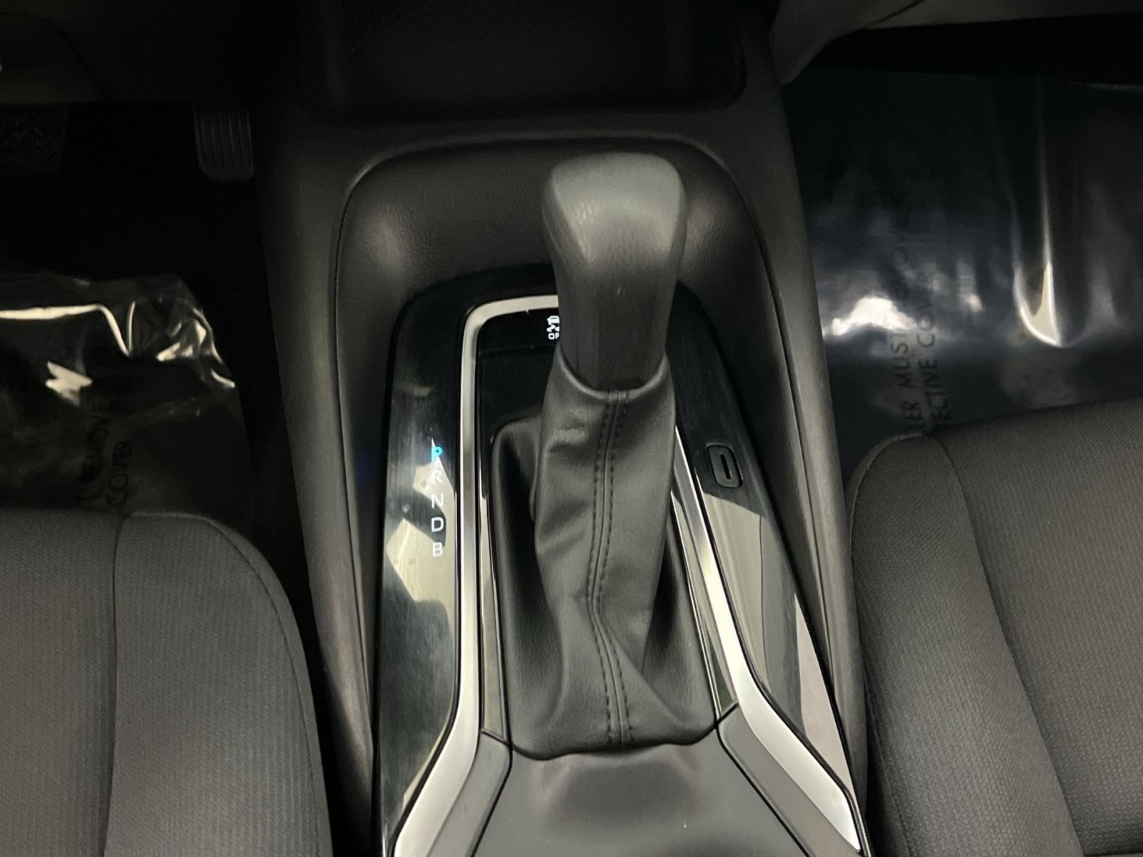 Used 2025 Toyota Corolla LE FWD image 18