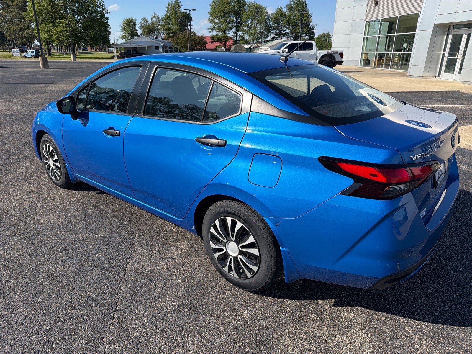 Used 2024 Nissan Versa S w/ Trunk Package FWD image 9