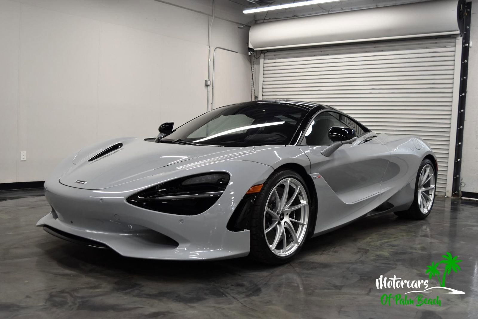 Used 2025 McLaren 750S image 5