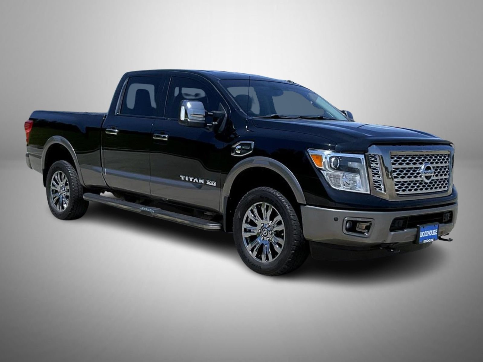 Used 2017 Nissan Titan Platinum Reserve AWD/4WD image 3