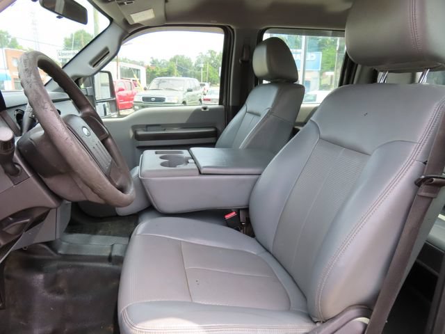 Used 2016 Ford F250 XL w/ XL Appearance Package AWD/4WD image 17