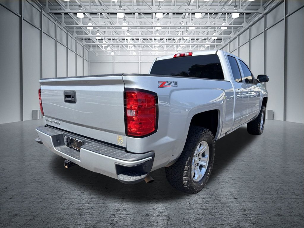 Used 2017 Chevrolet Silverado 1500 LT w/ All Star Edition AWD/4WD image 6