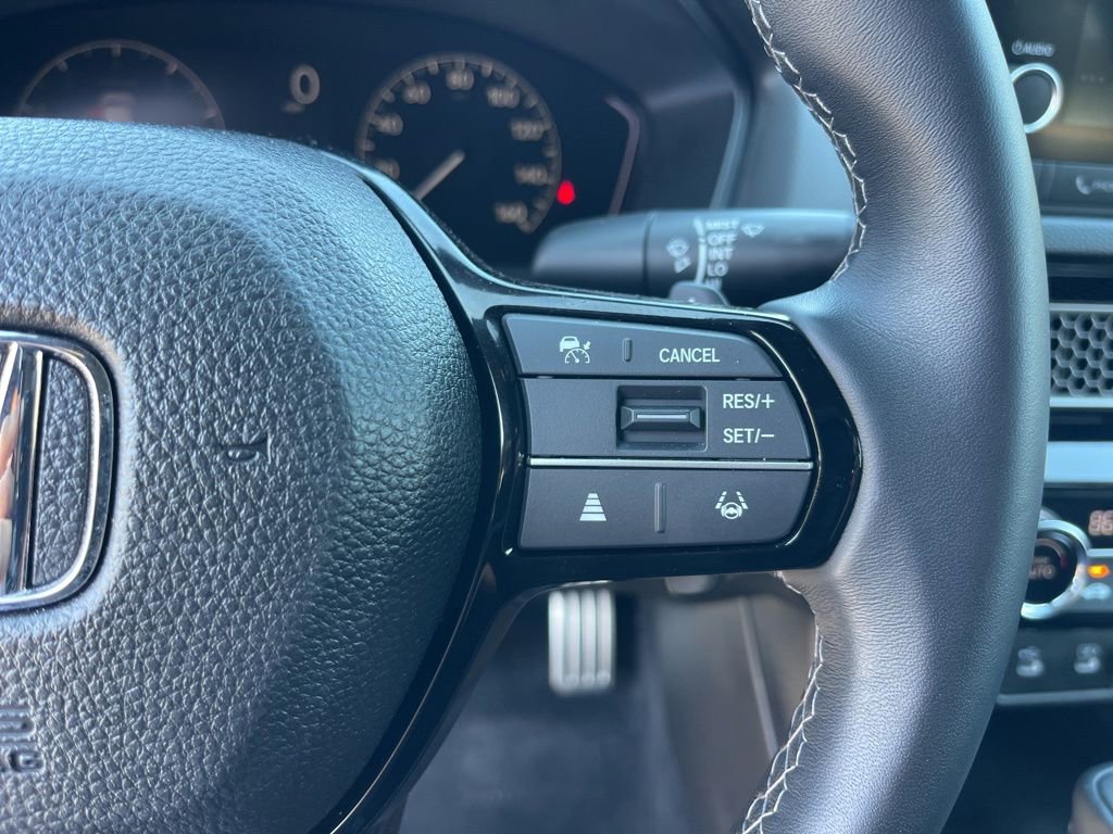 Used 2025 Honda Civic Sport image 16