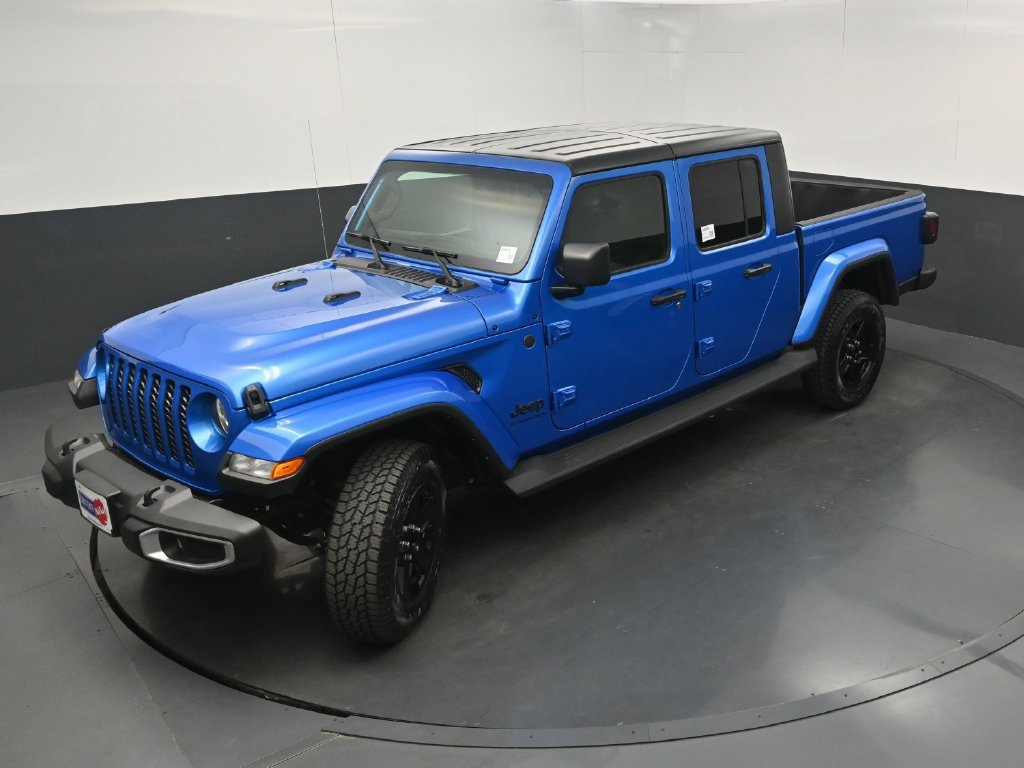Used 2023 Jeep Gladiator Sport AWD/4WD image 32