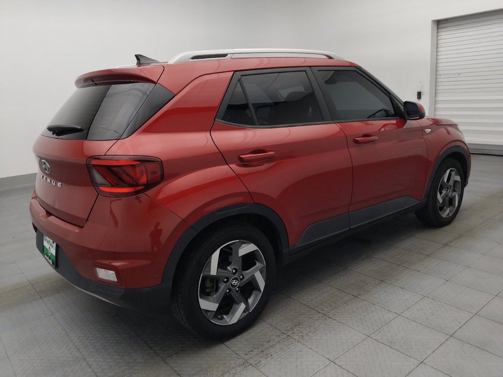 Used 2021 Hyundai Venue SEL FWD image 10