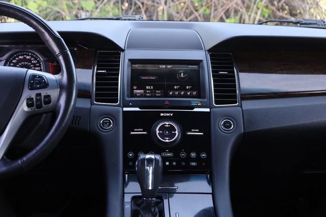 Used 2014 Ford Taurus Limited w/ Equipment Group 301A FWD image 25