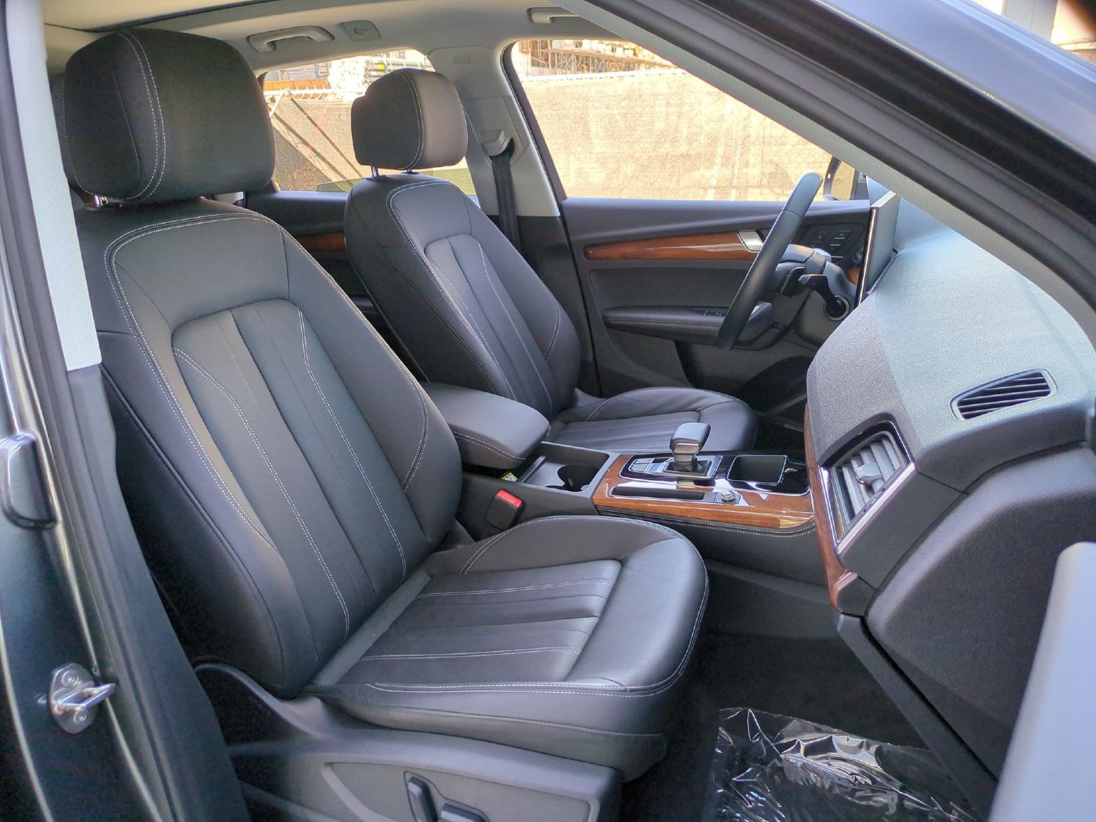 Used 2023 Audi Q5 2.0T Premium Plus AWD/4WD image 28