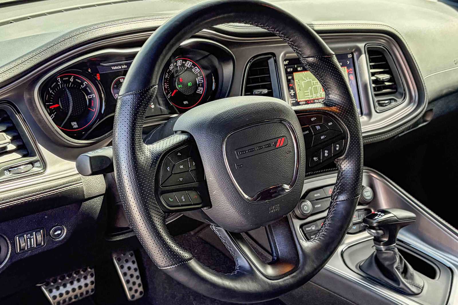 Used 2023 Dodge Challenger SXT w/ Plus Package RWD image 14