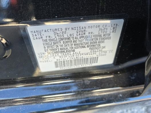 Used 2022 Nissan Versa SV image 9