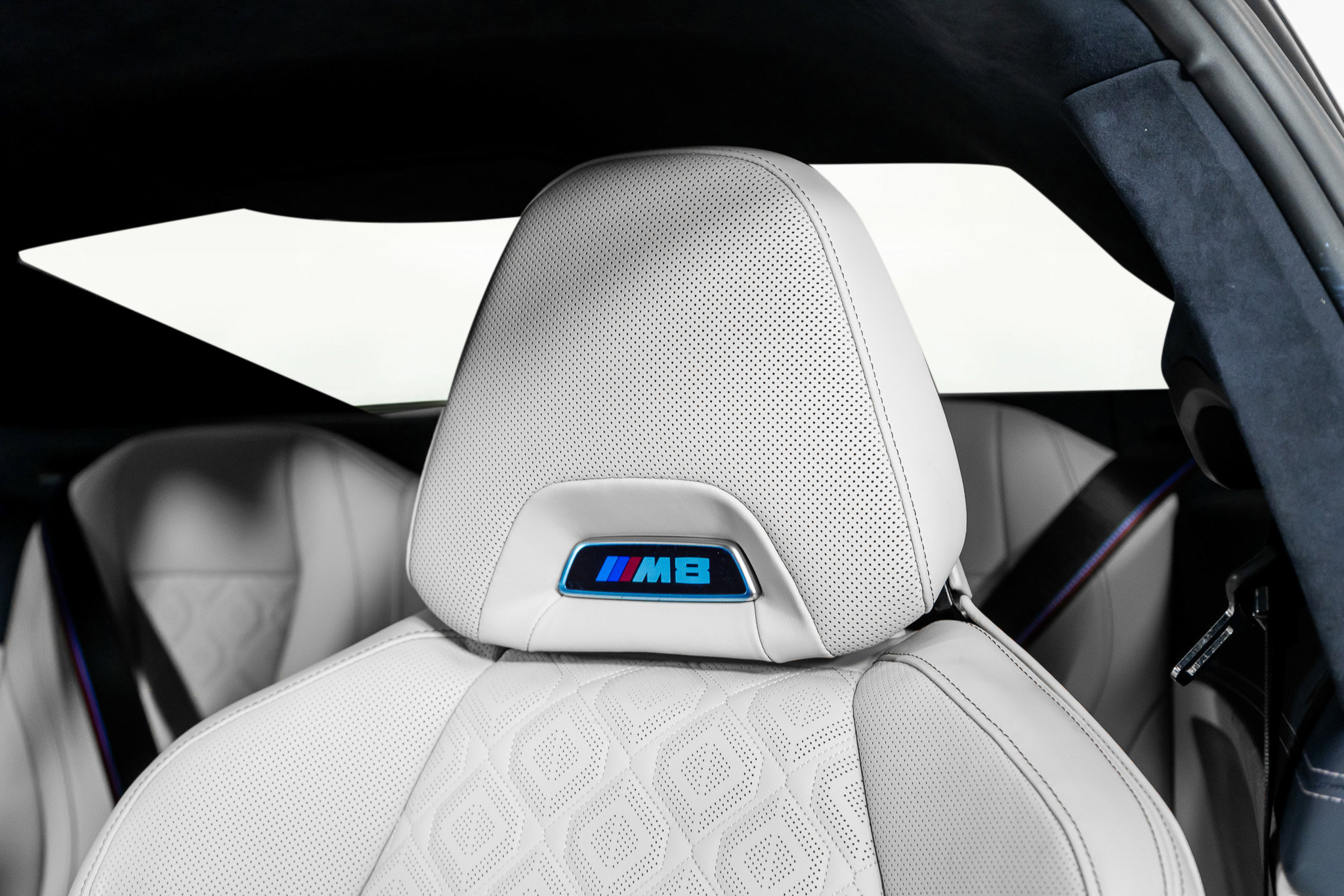 Used 2025 BMW M8 Competition w/ M Carbon Exterior Package image 28