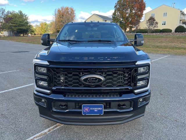 Used 2025 Ford F350 Lariat w/ Black Appearance Package image 2