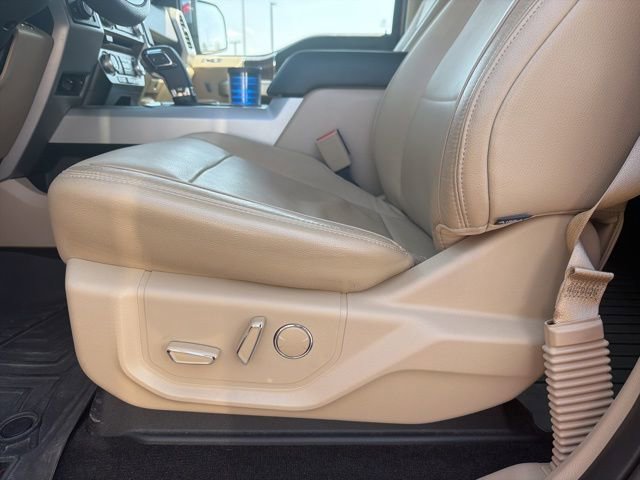 Used 2015 Ford F150 Lariat w/ Equipment Group 502A Luxury image 10